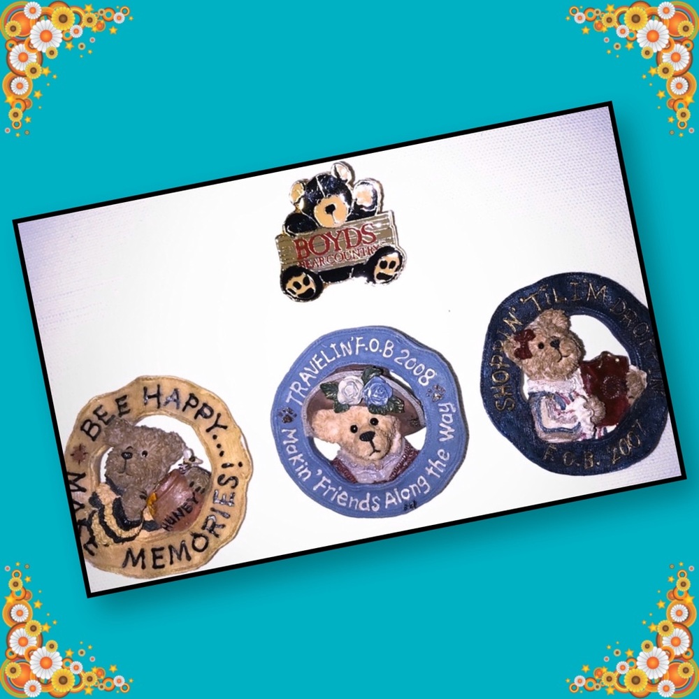 💞🐻💜Boyd’s Bear pins NWOT💜🐻💕